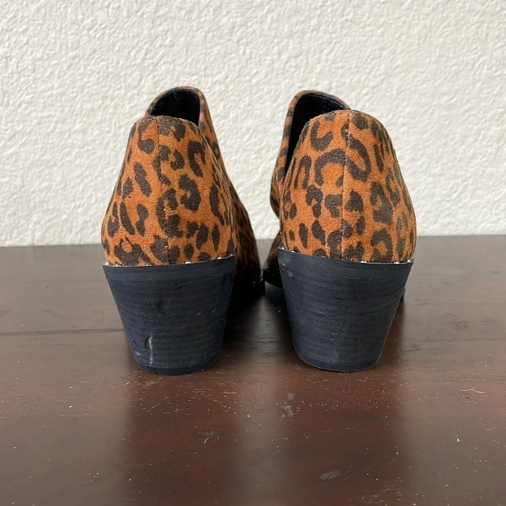 Charles by Charles David Parson Leopard Print Bootie in Camel Leopard Cut Out 6